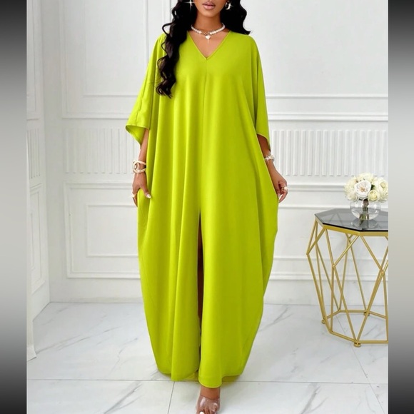 Luxe batwing sleeve V neck slit front khaftan dress - Picture 8 of 16
